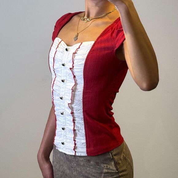 Red and White Top M - Picture 2 of 4